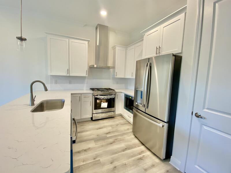 160 Kara Lake Dr – photo 3
