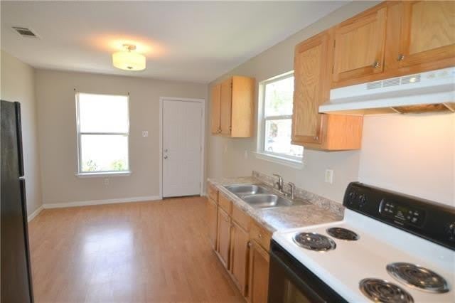 1300 ANNETTE Street – photo 3