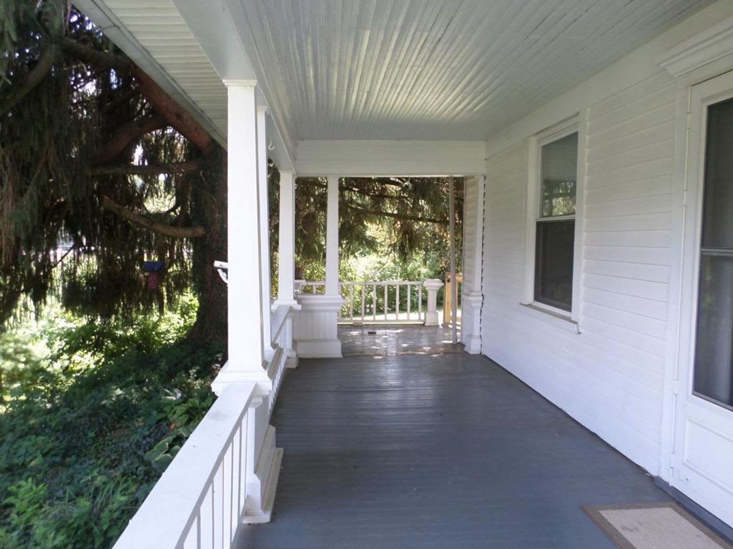 3 Bedroom 1.5 Bath House – photo 2