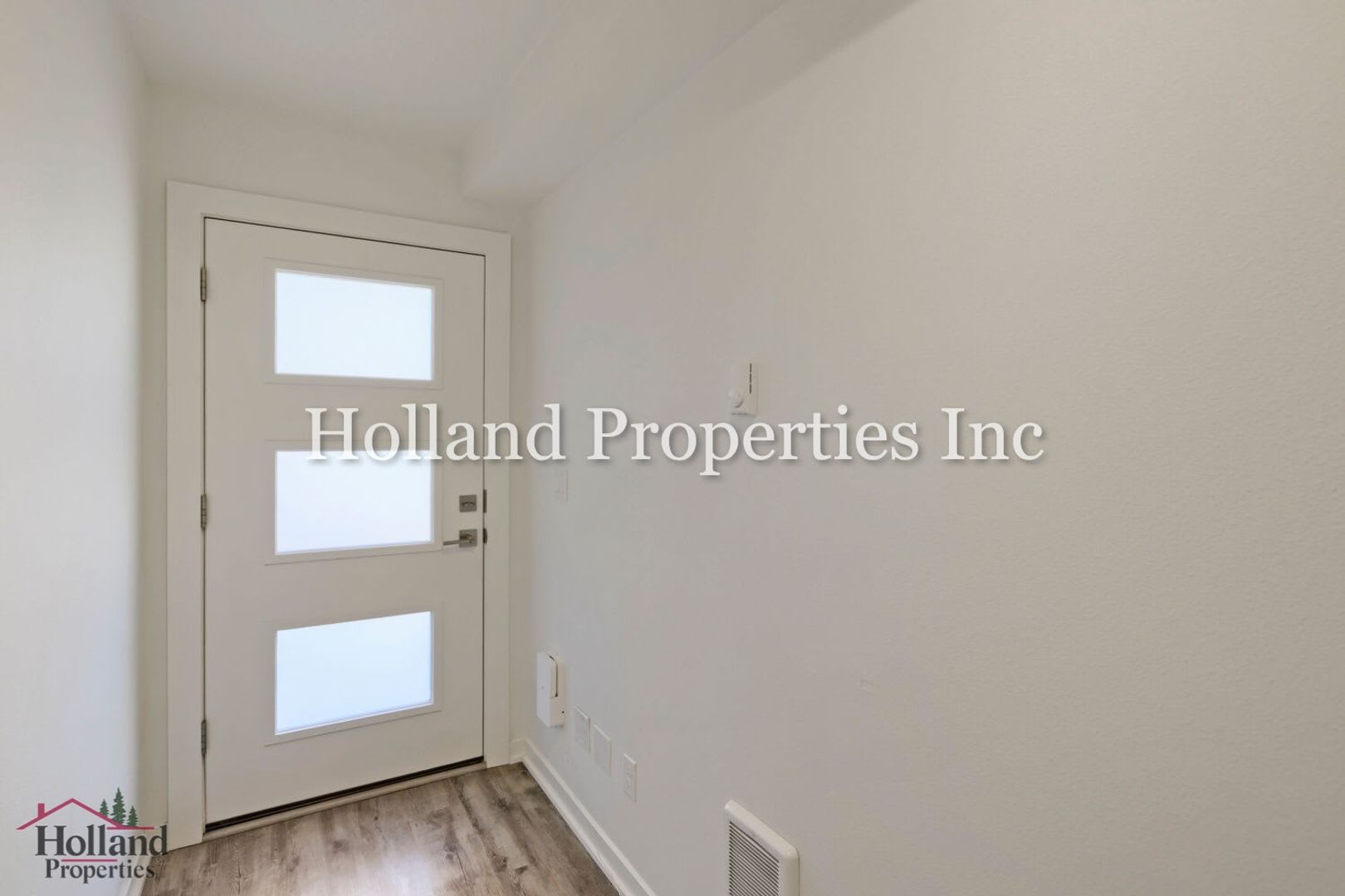 Private 2BR Beaverton Retreat Backing to Green Space with EV-Ready Garage – photo 4