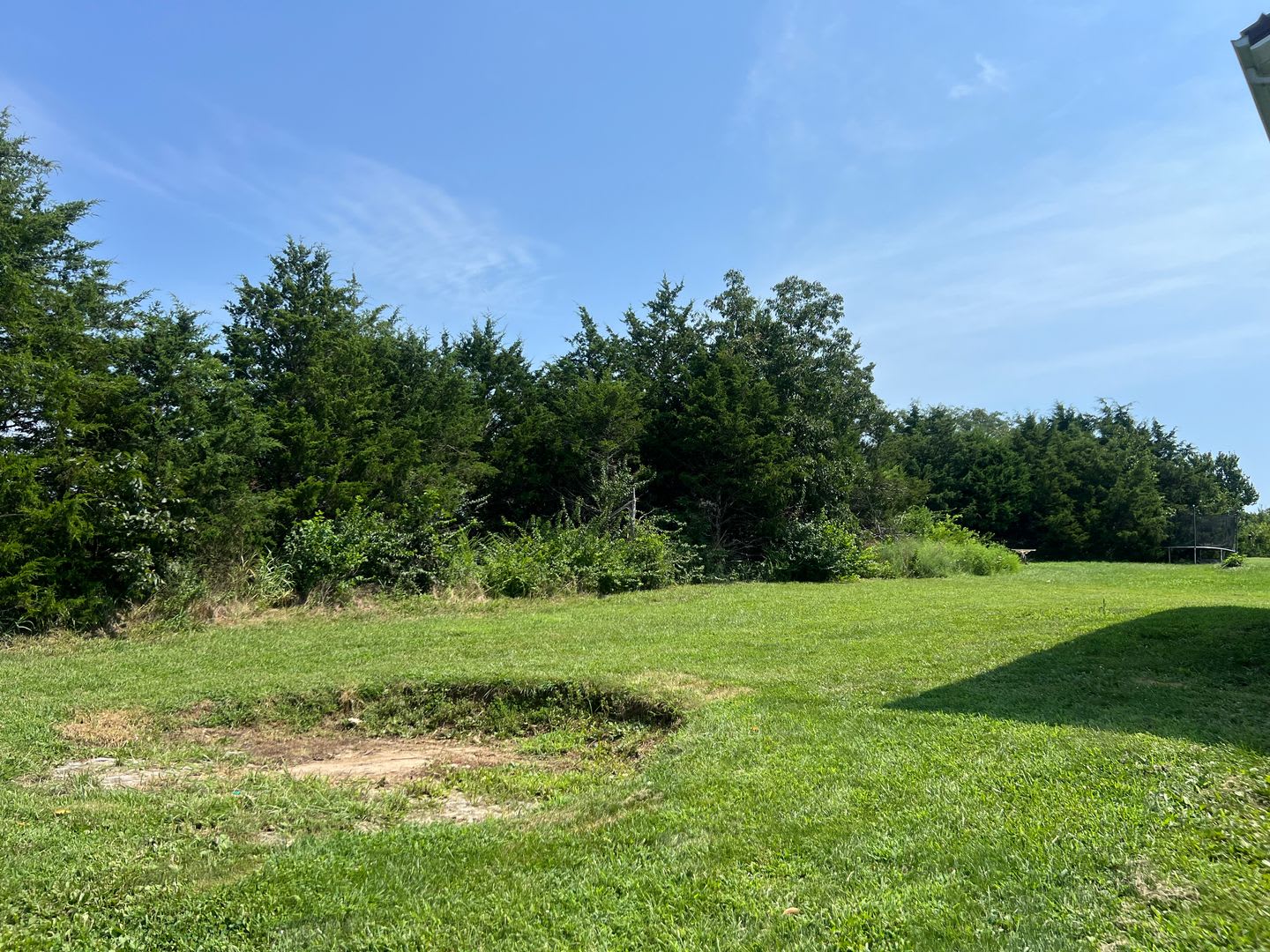 4 Beds 1 5 Baths On 1 2 Acre Lot – photo 2