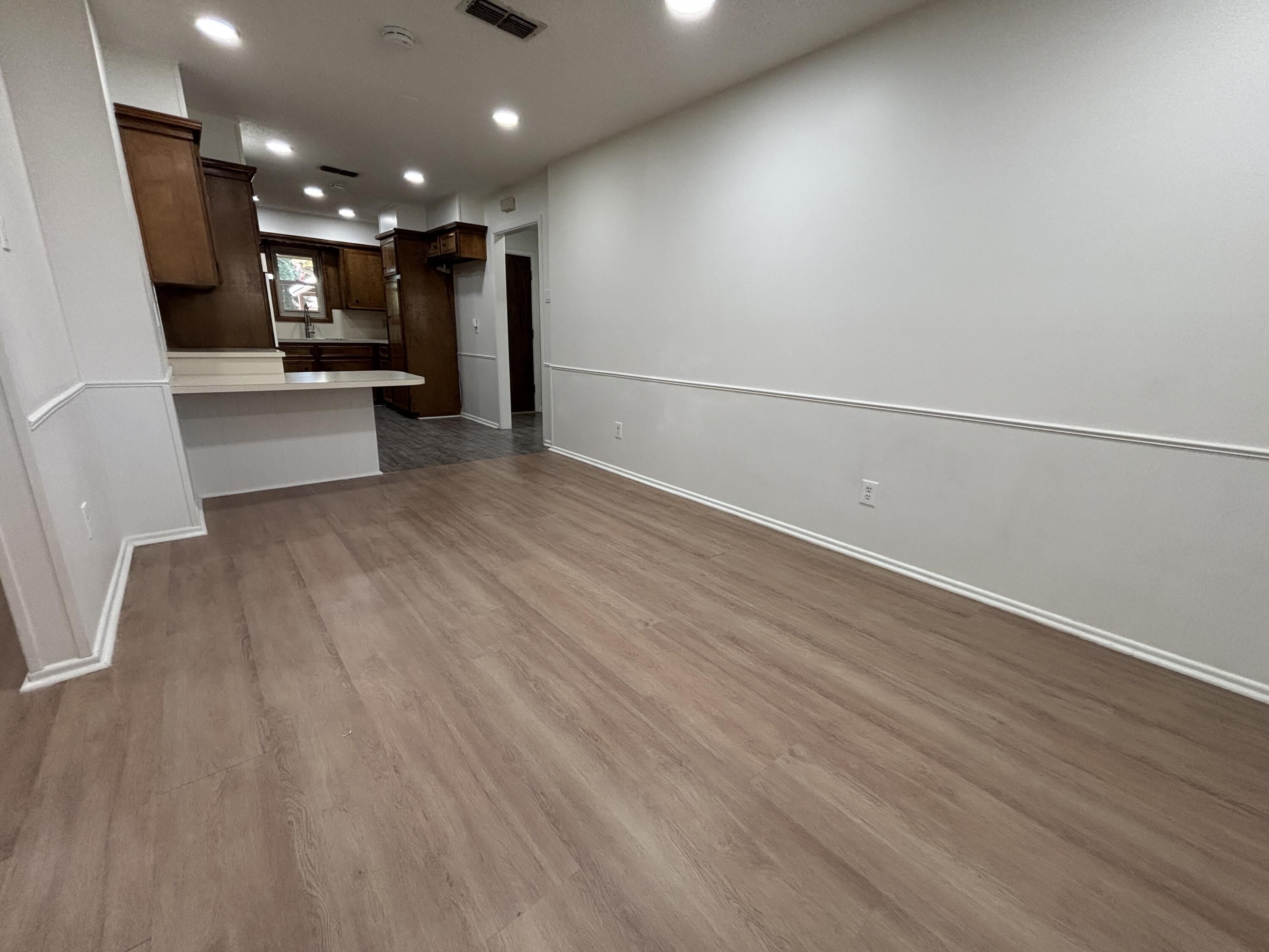 4518 77th Street – photo 5