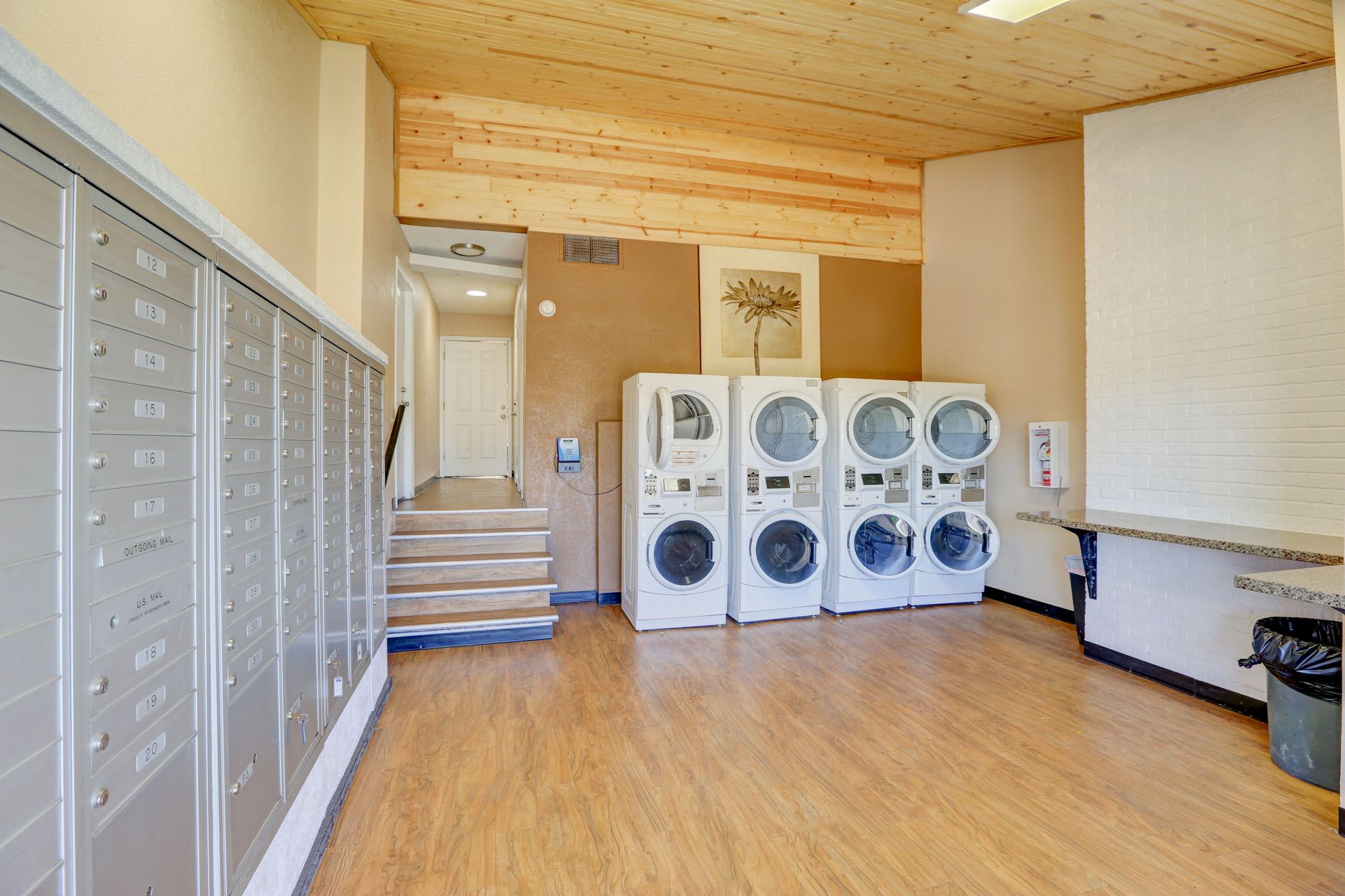Union Square Apartments – photo 3