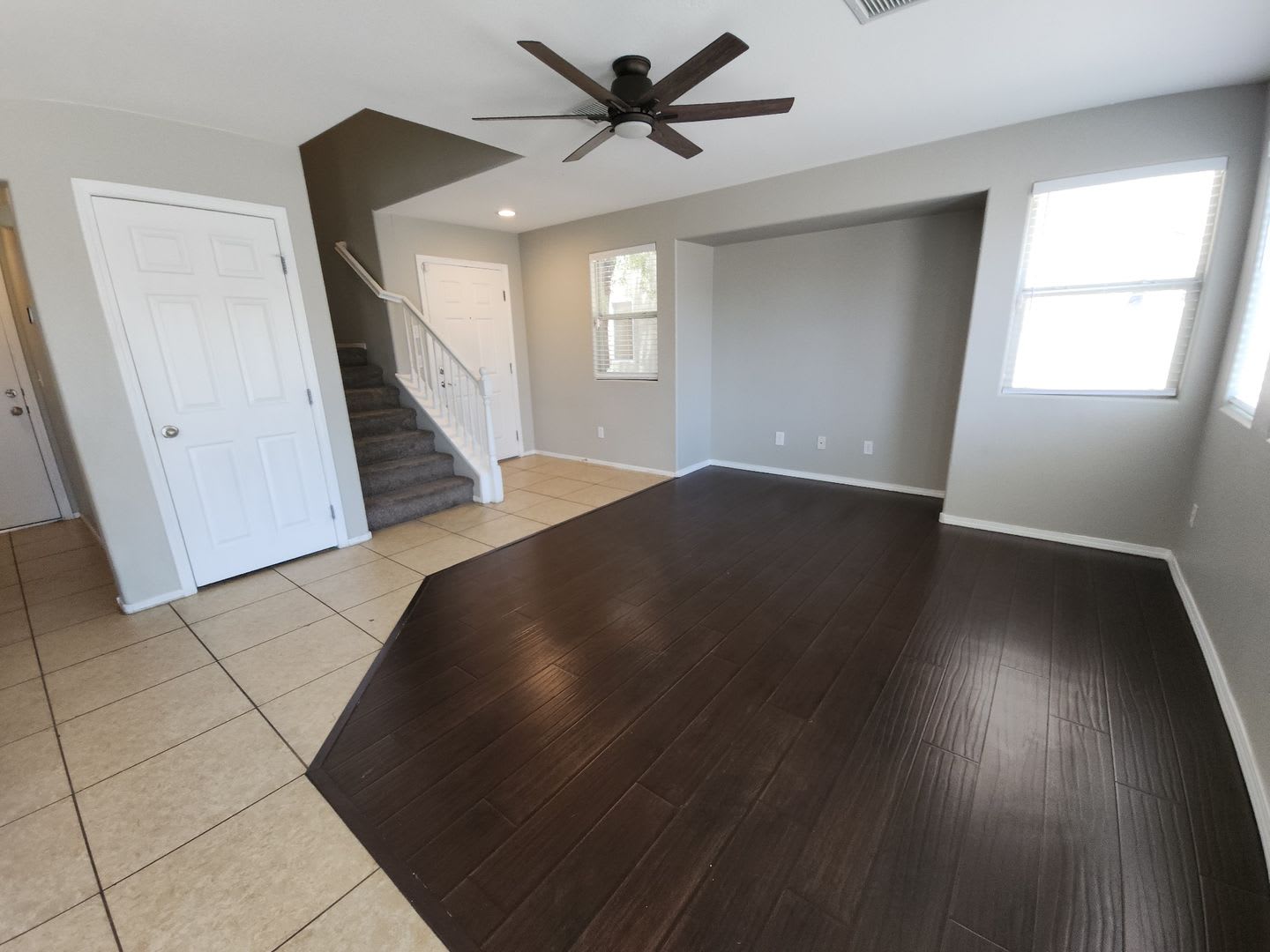Great 4 Bedroom Home located in Centennial Hills Town Center neighborhood. – photo 4