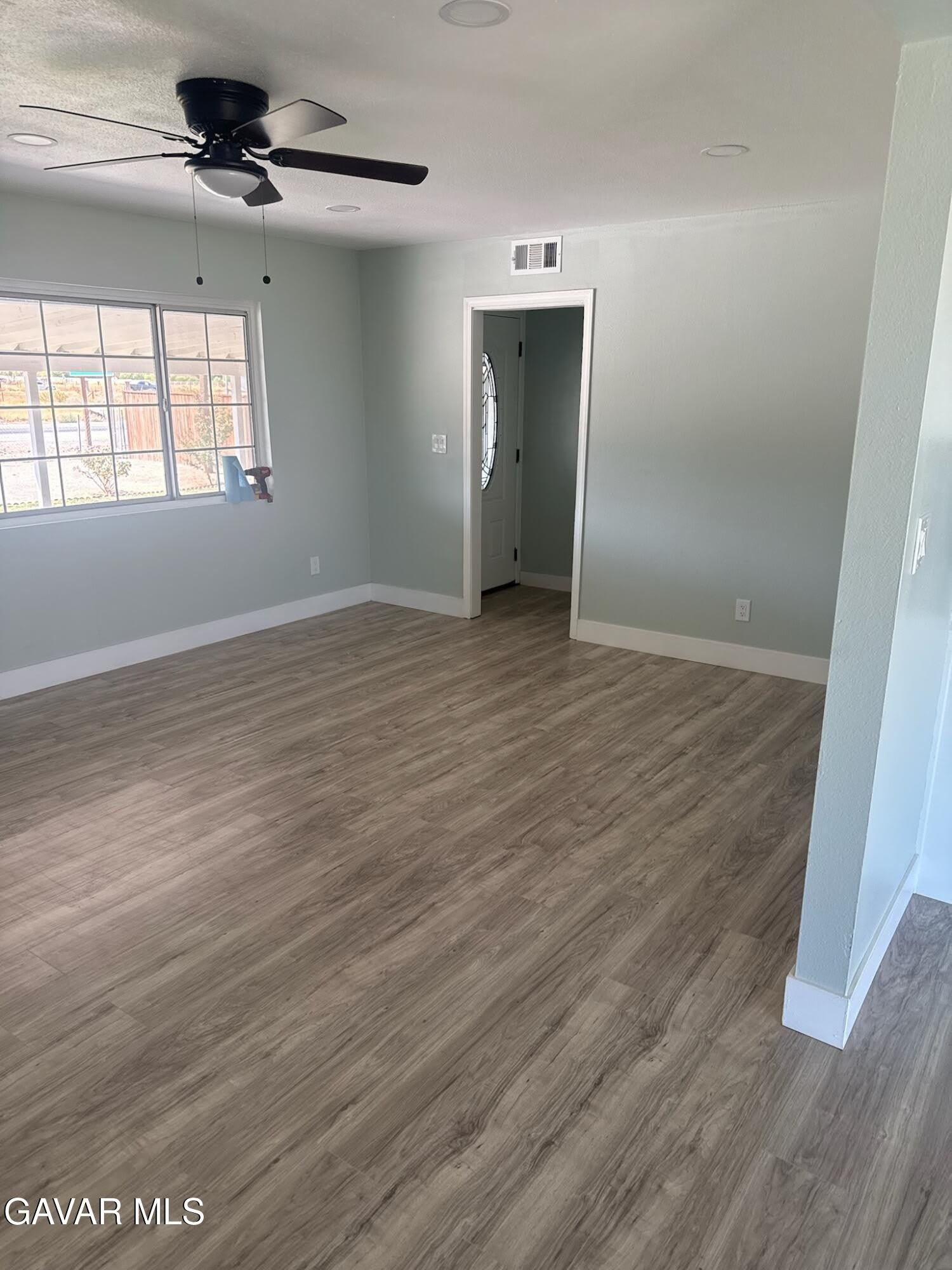 5661 E Avenue T – photo 5