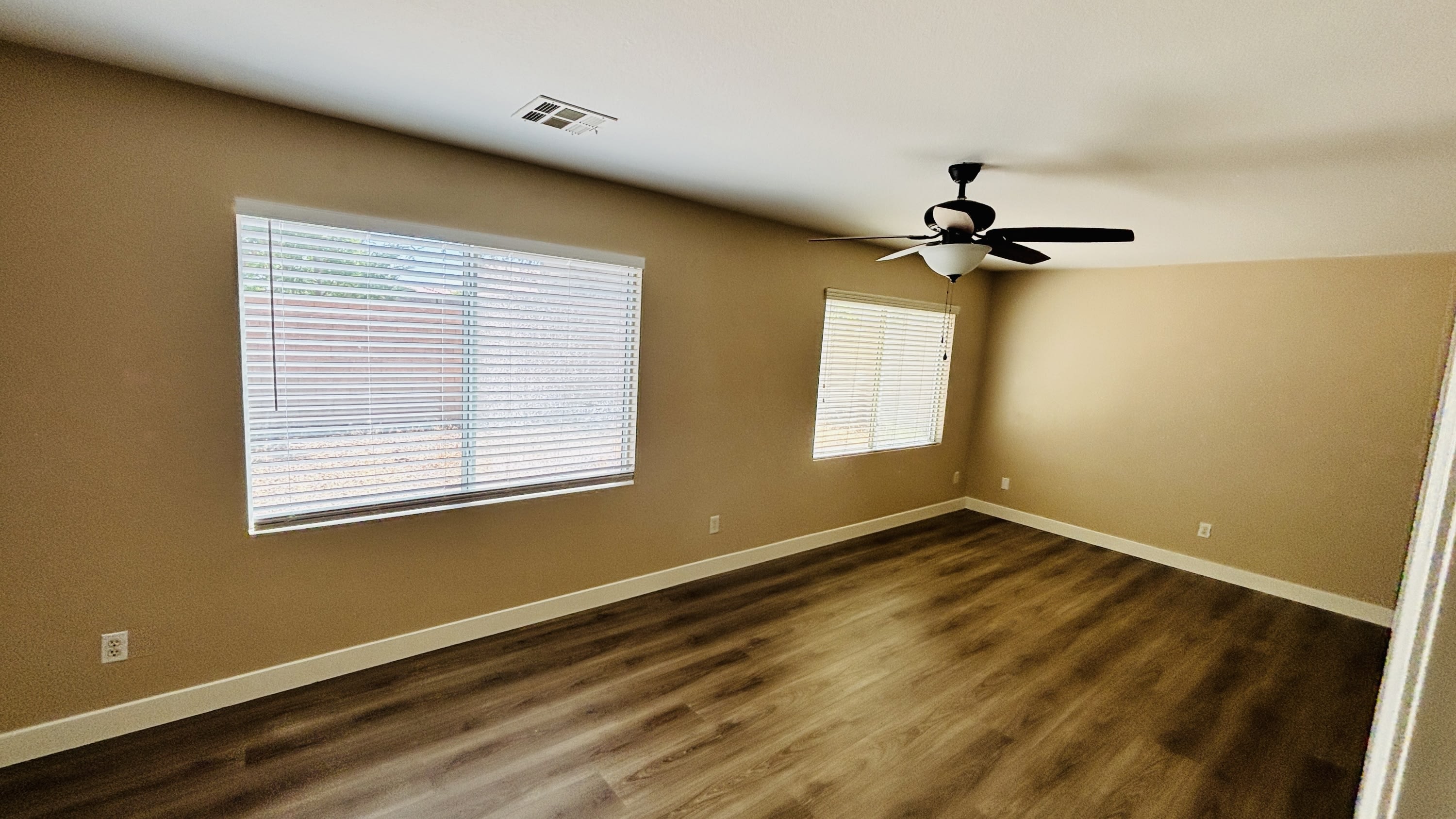 9321 Dorrell Ln – photo 5