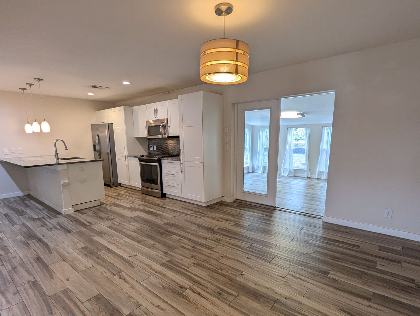 4 Bed / 3 Bath Single Story in North Austin – photo 5