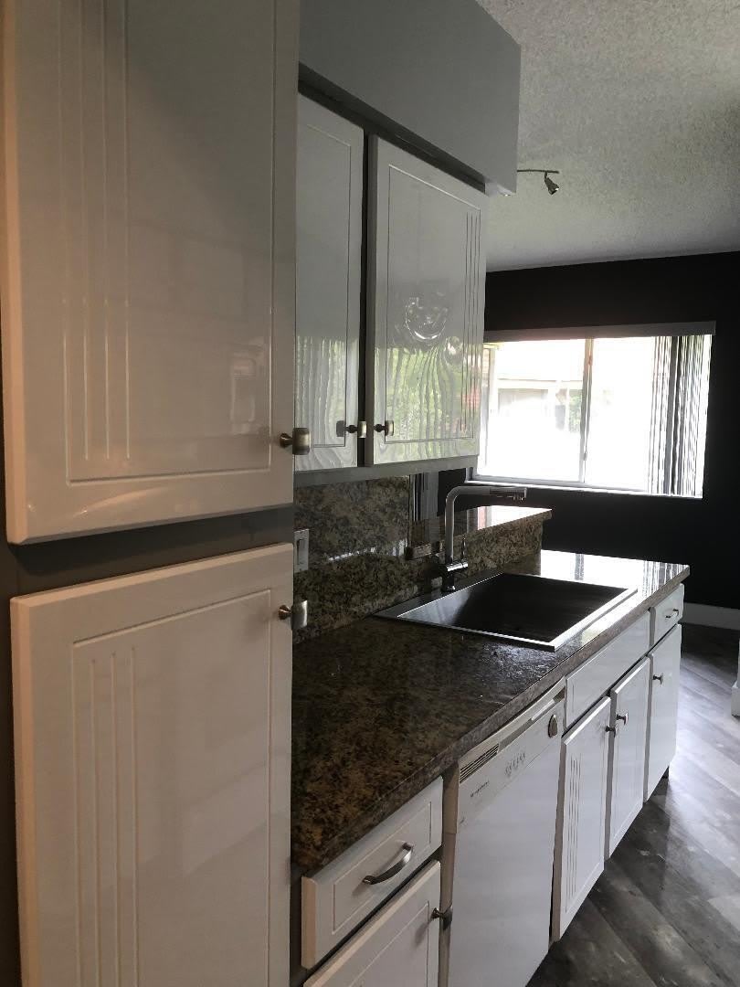 9322 NW 9th Place – photo 4