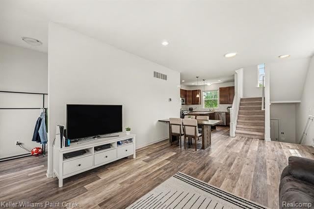 4923 Treeside Lane – photo 4