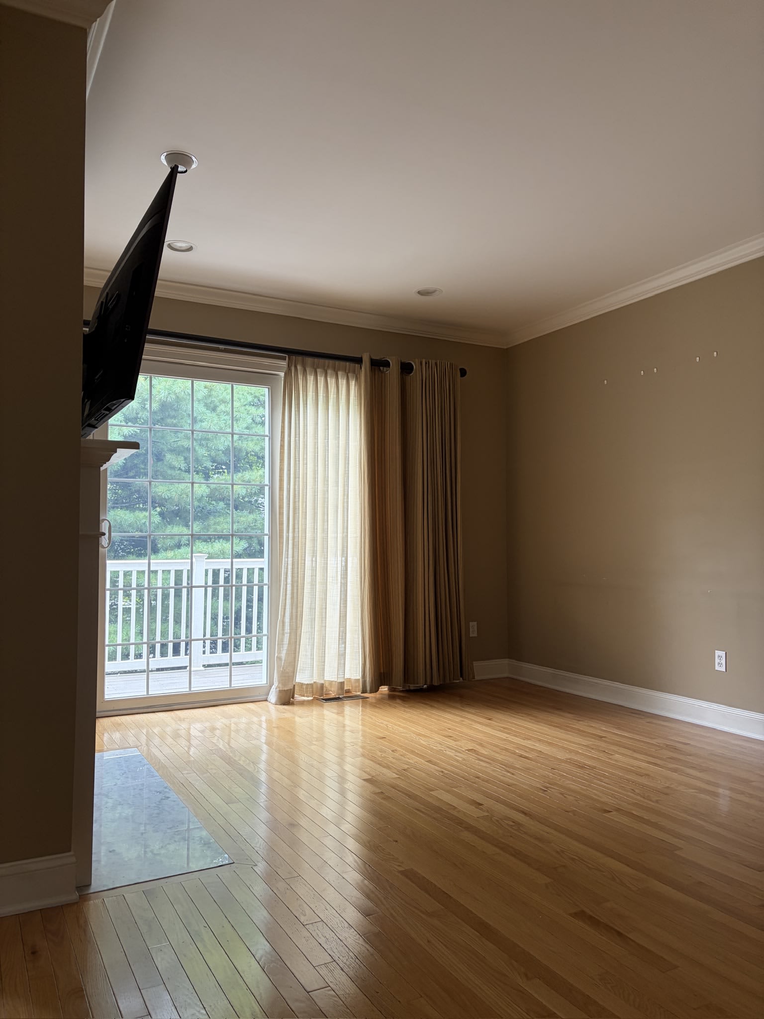 156 Bradford Walk – photo 4