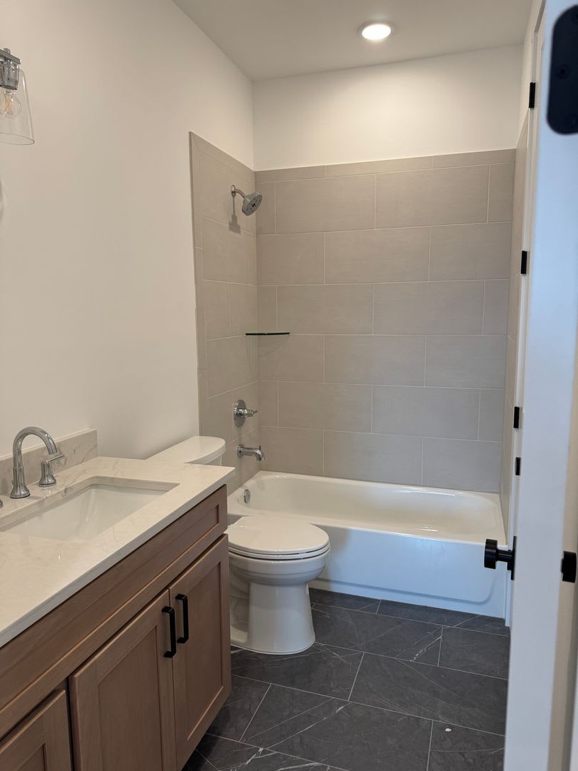 Belmont 806 – photo 2