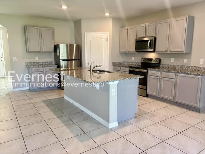 1630 Spray Terrace – photo 5
