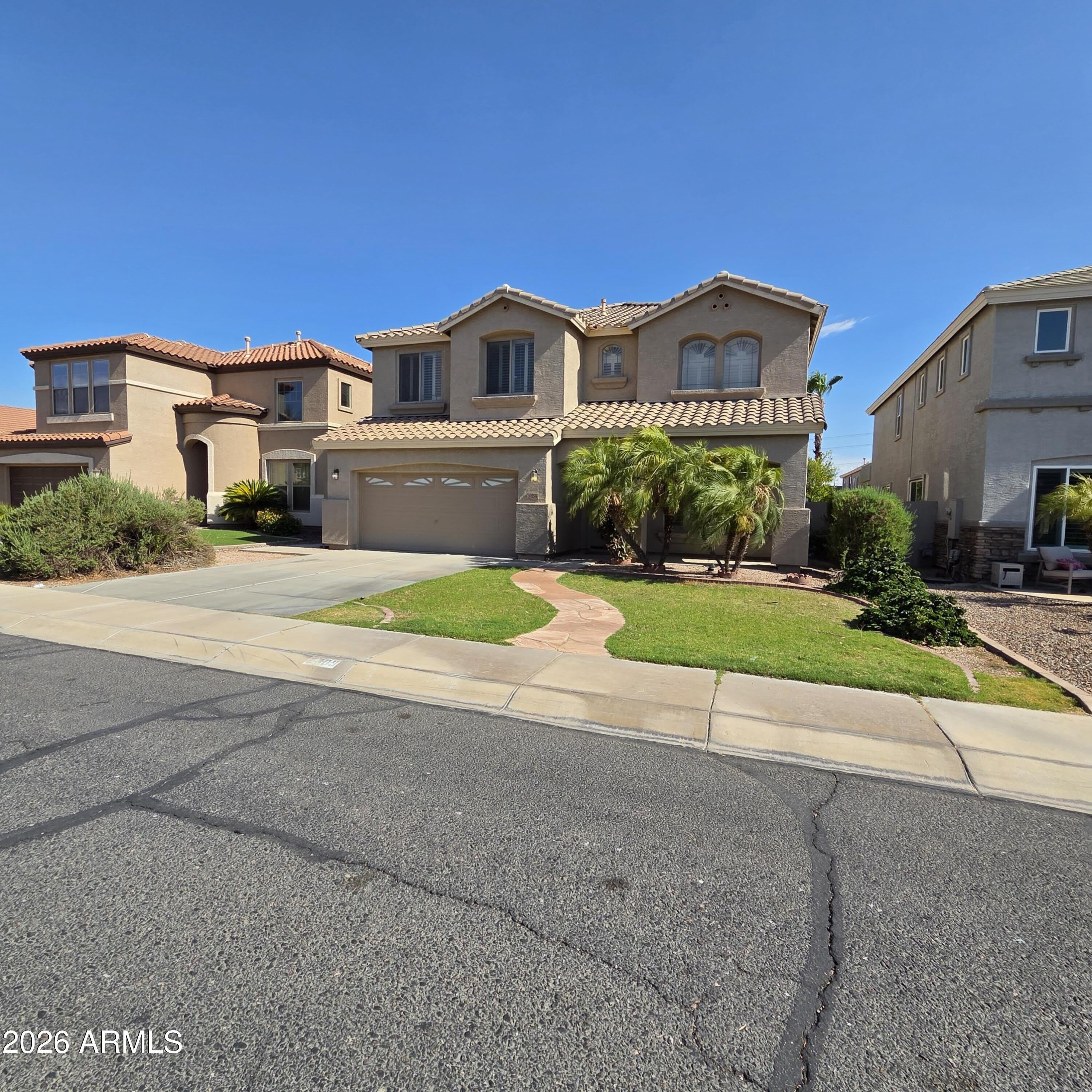 2709 W Redwood Lane – photo 4