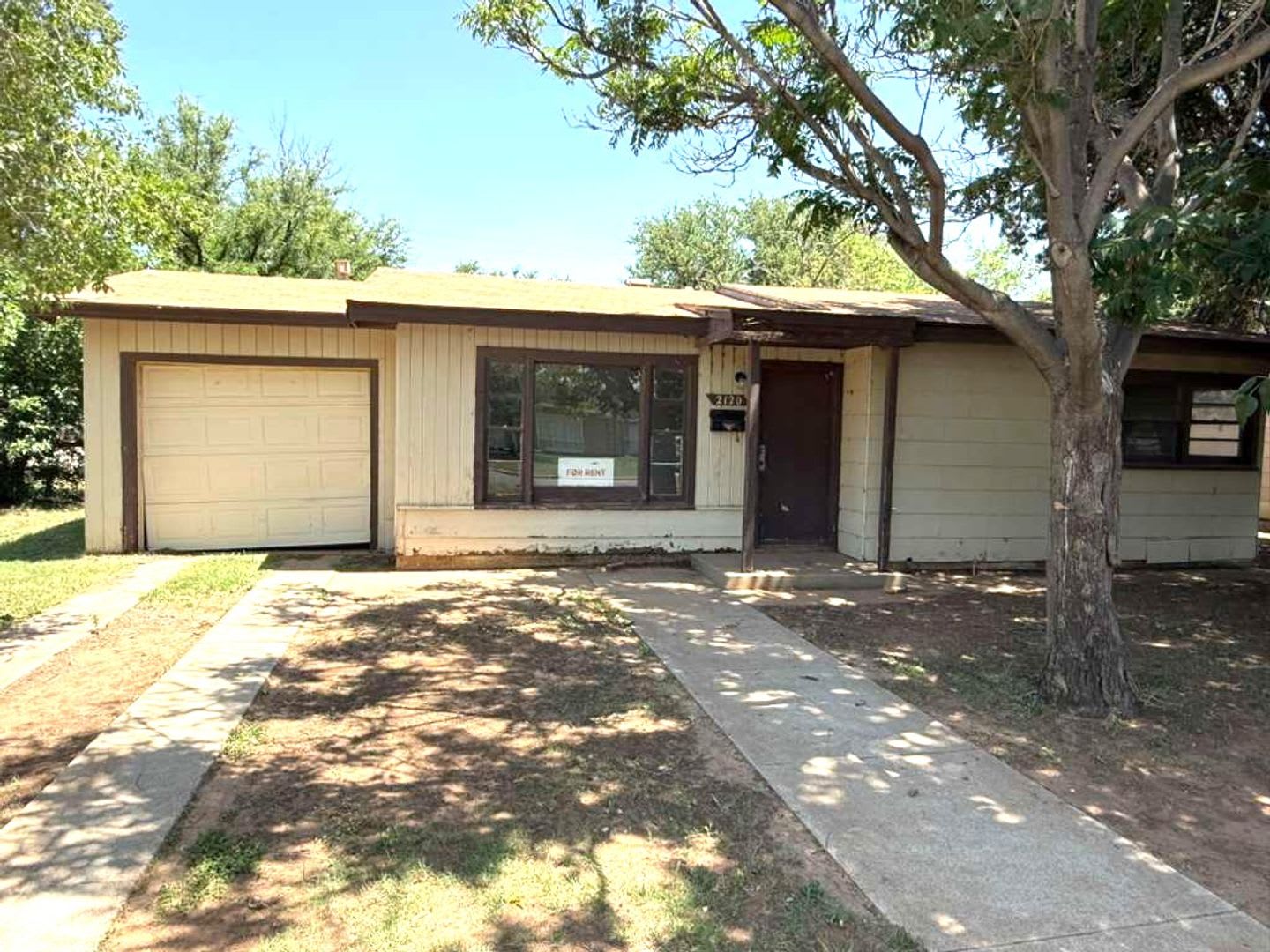 Handyman Special 0 First Month S Rent You Fix You Save Big Ext 2 – photo 3
