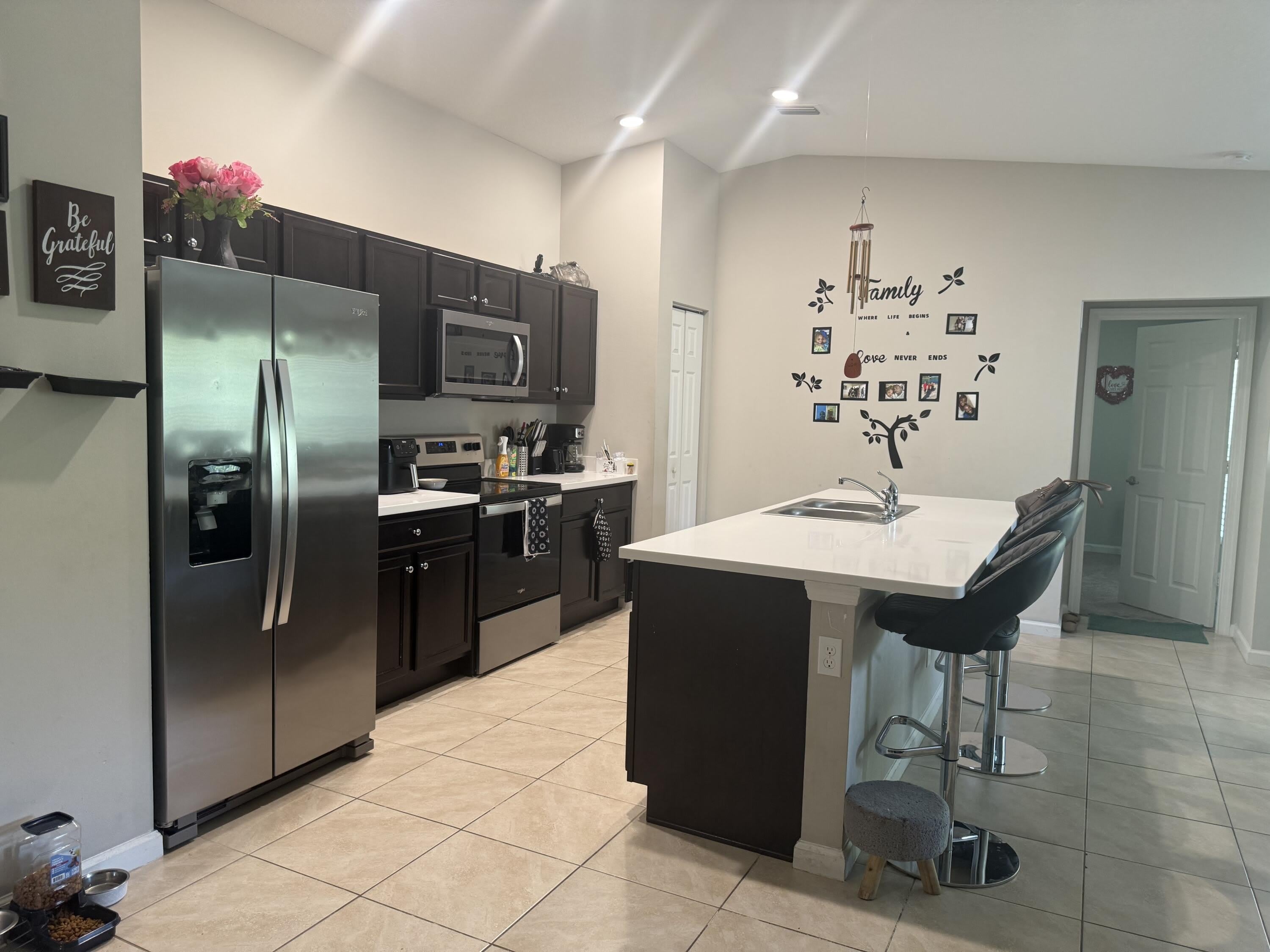 1081 SW MCDEVITT Avenue – photo 2