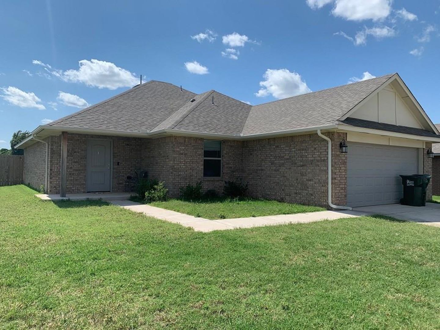 Very Nice 4 Bedroom 2 Bath Home in Yukon Schools – photo 1
