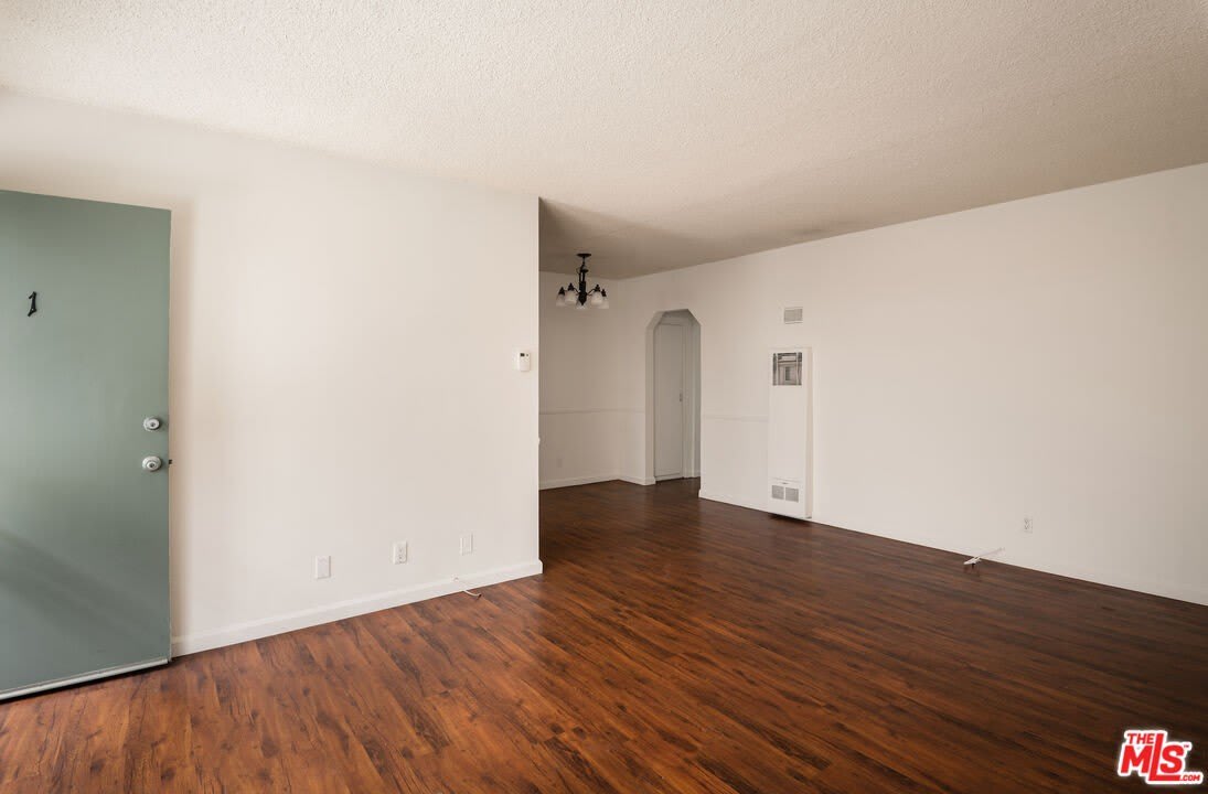 1235 10Th St – photo 3