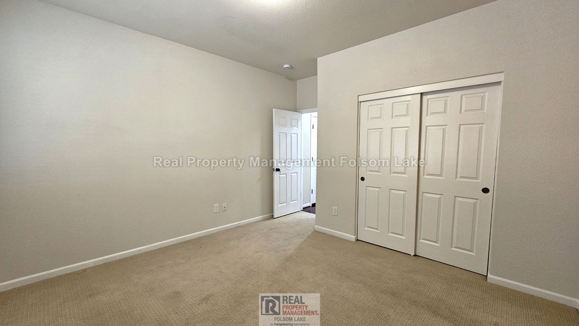 Gated Serrano Home with Private Pool & Flexible 5-Bedroom Layout – photo 5