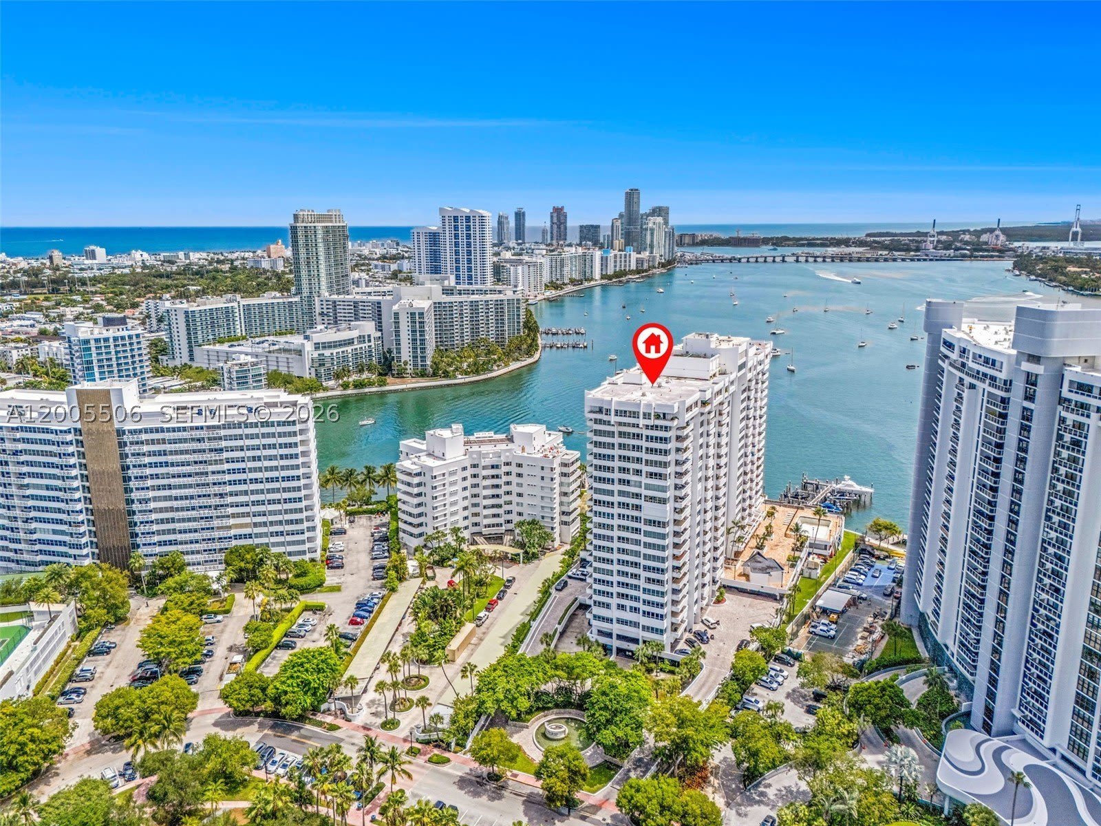 11 Island Ave – photo 3