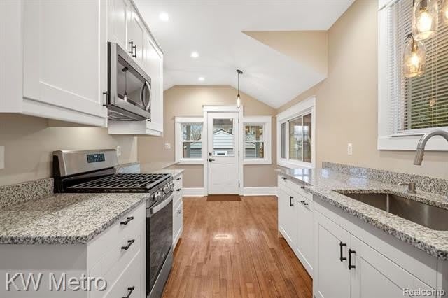 434 N CENTER Street – photo 5