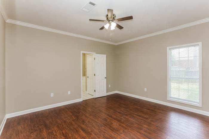 519 Willow Court Drive – photo 5