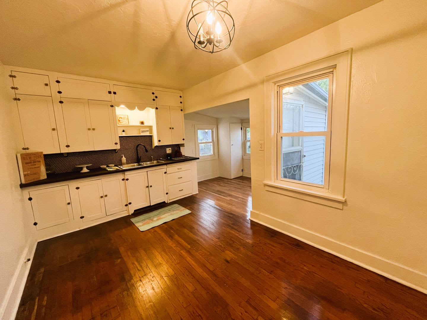 1421 Ne 10Th – photo 3
