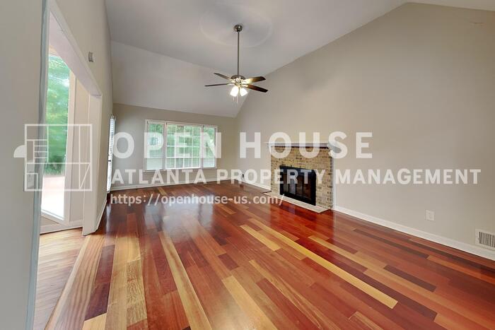 2916 Sope Creek Drive – photo 3