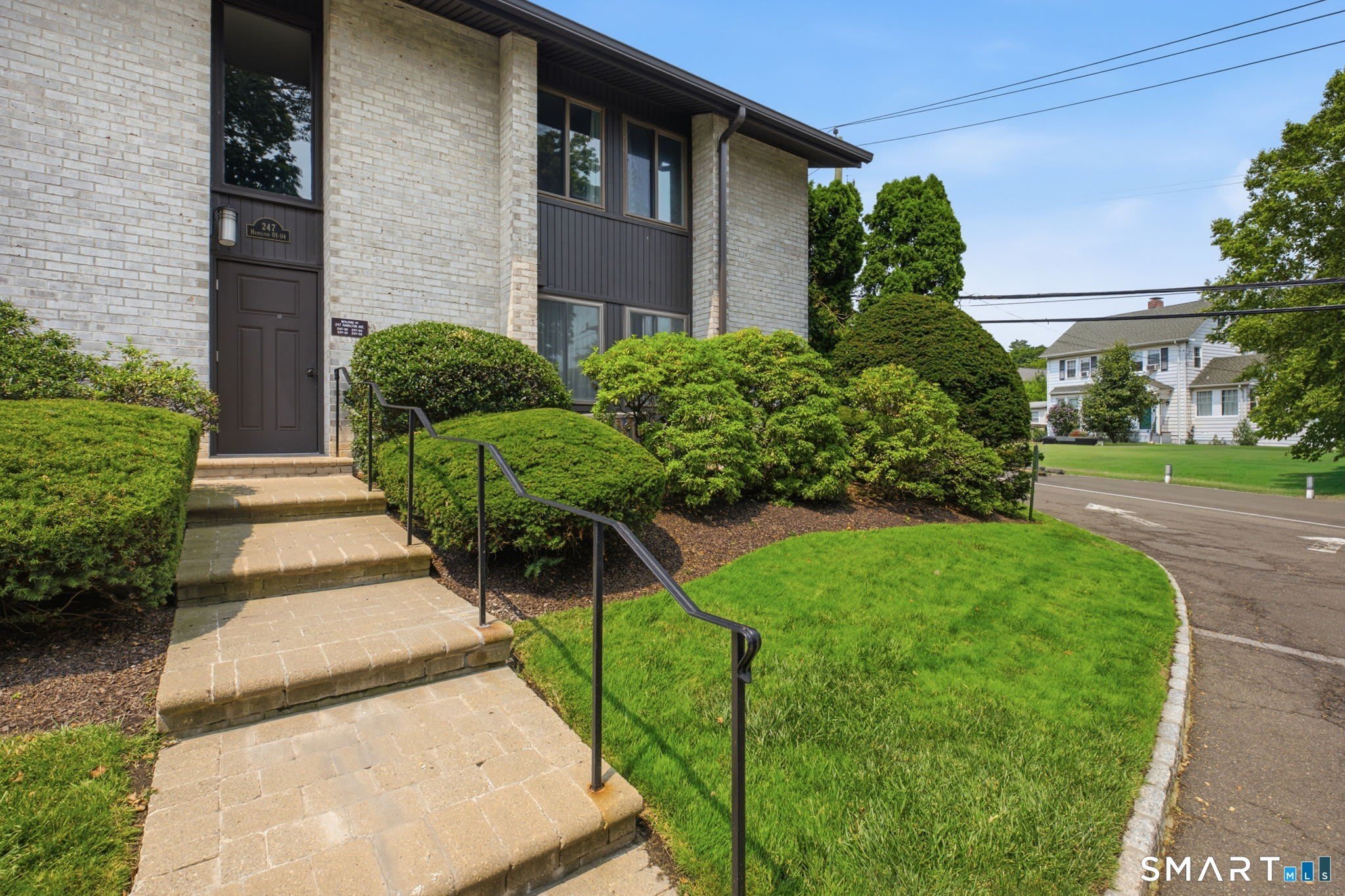 247 Hamilton Avenue – photo 1