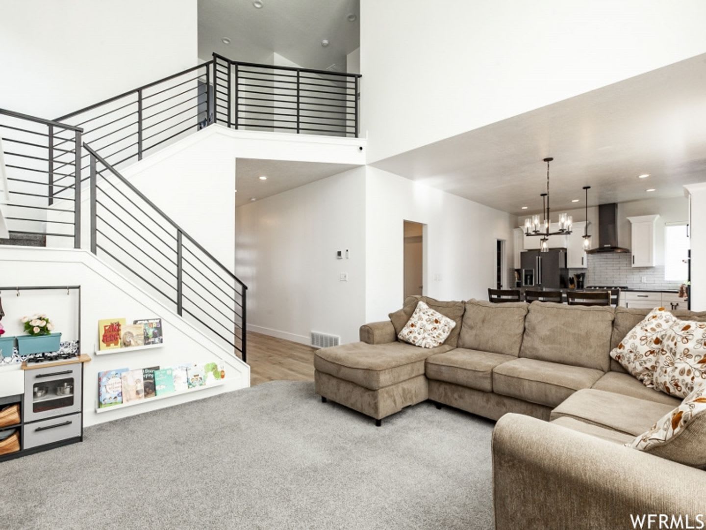 Spacious Open Floor Plan Available Soon! – photo 4