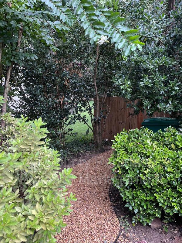 1311 Mile Post Dr – photo 3