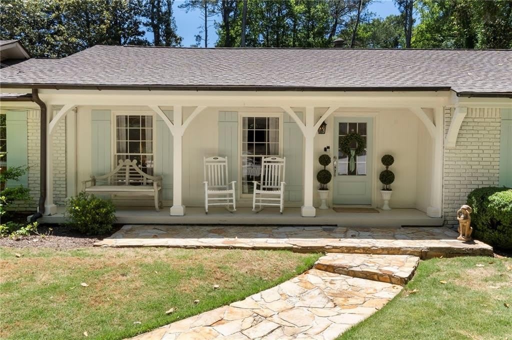 4770 Chatworth Court – photo 3
