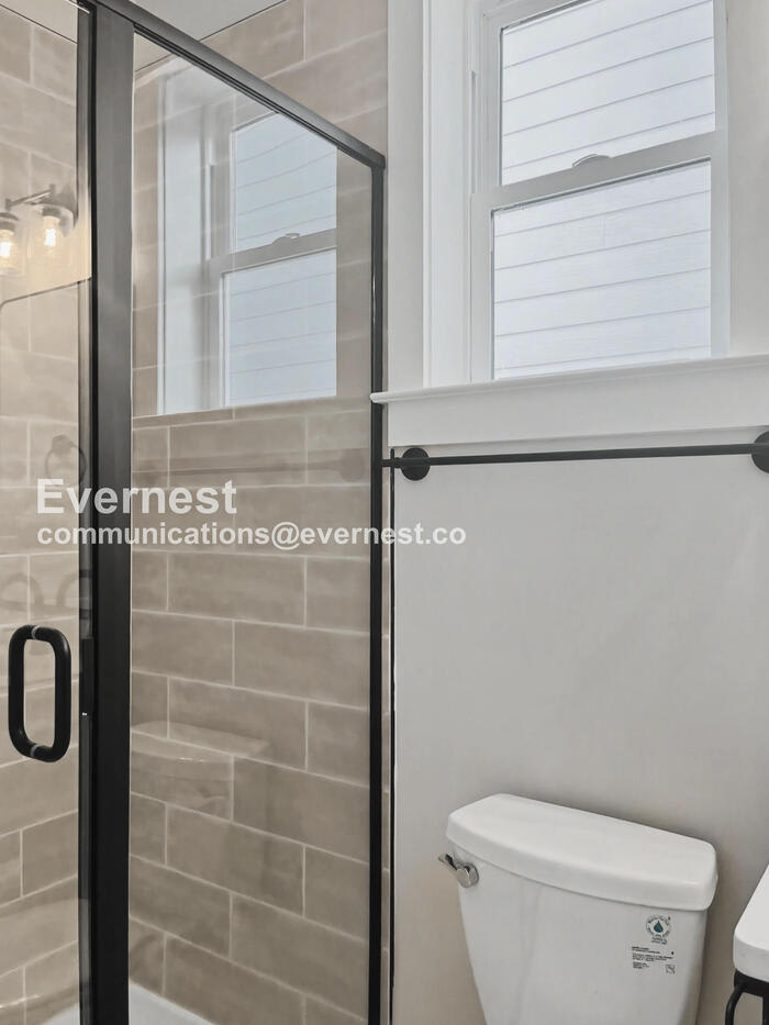 121 Lucile Street – photo 4