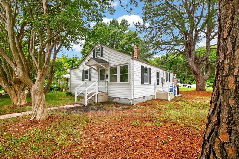 900 Partridge Ave. – photo 1