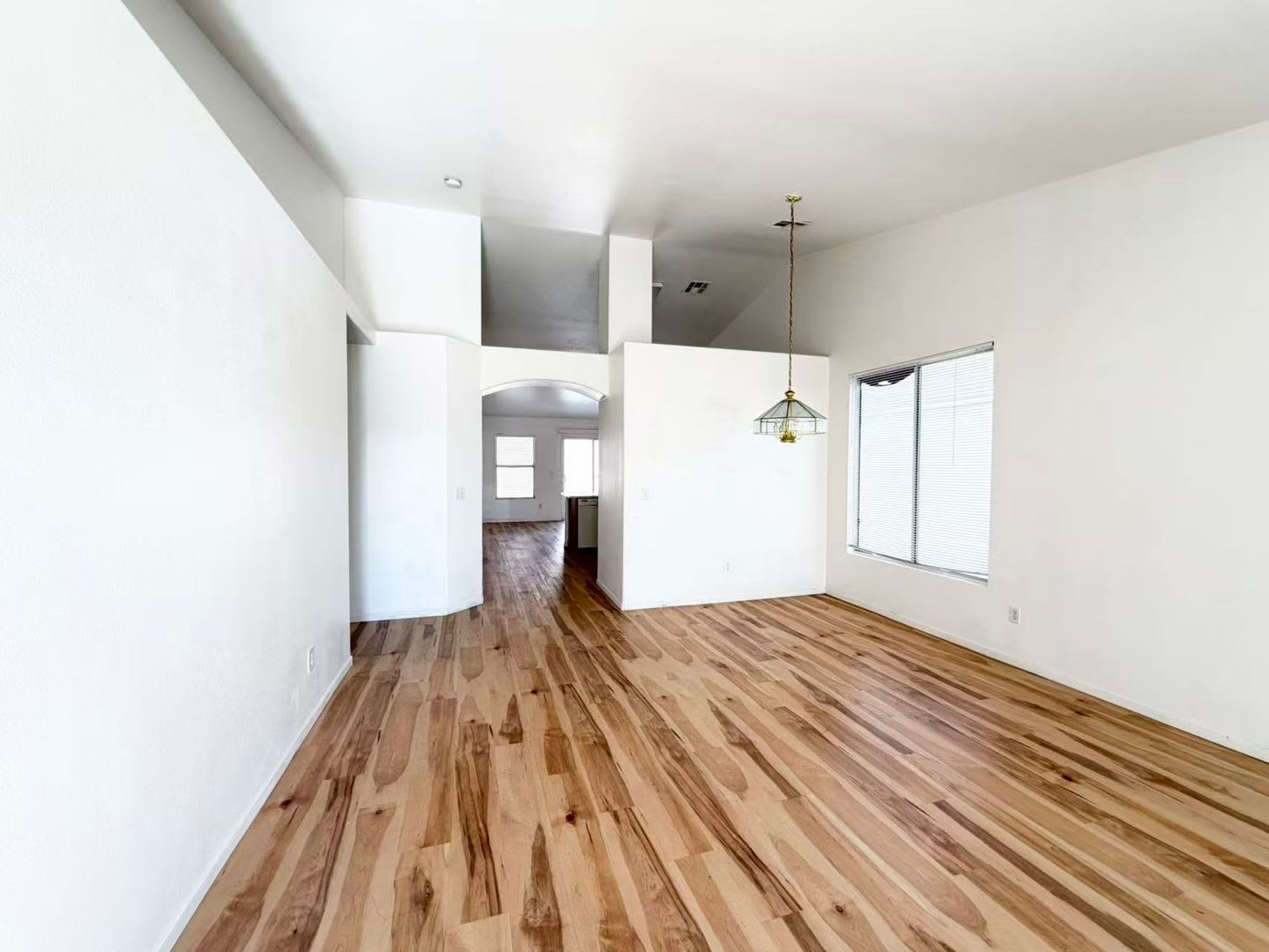 2732 Echo Springs St – photo 4
