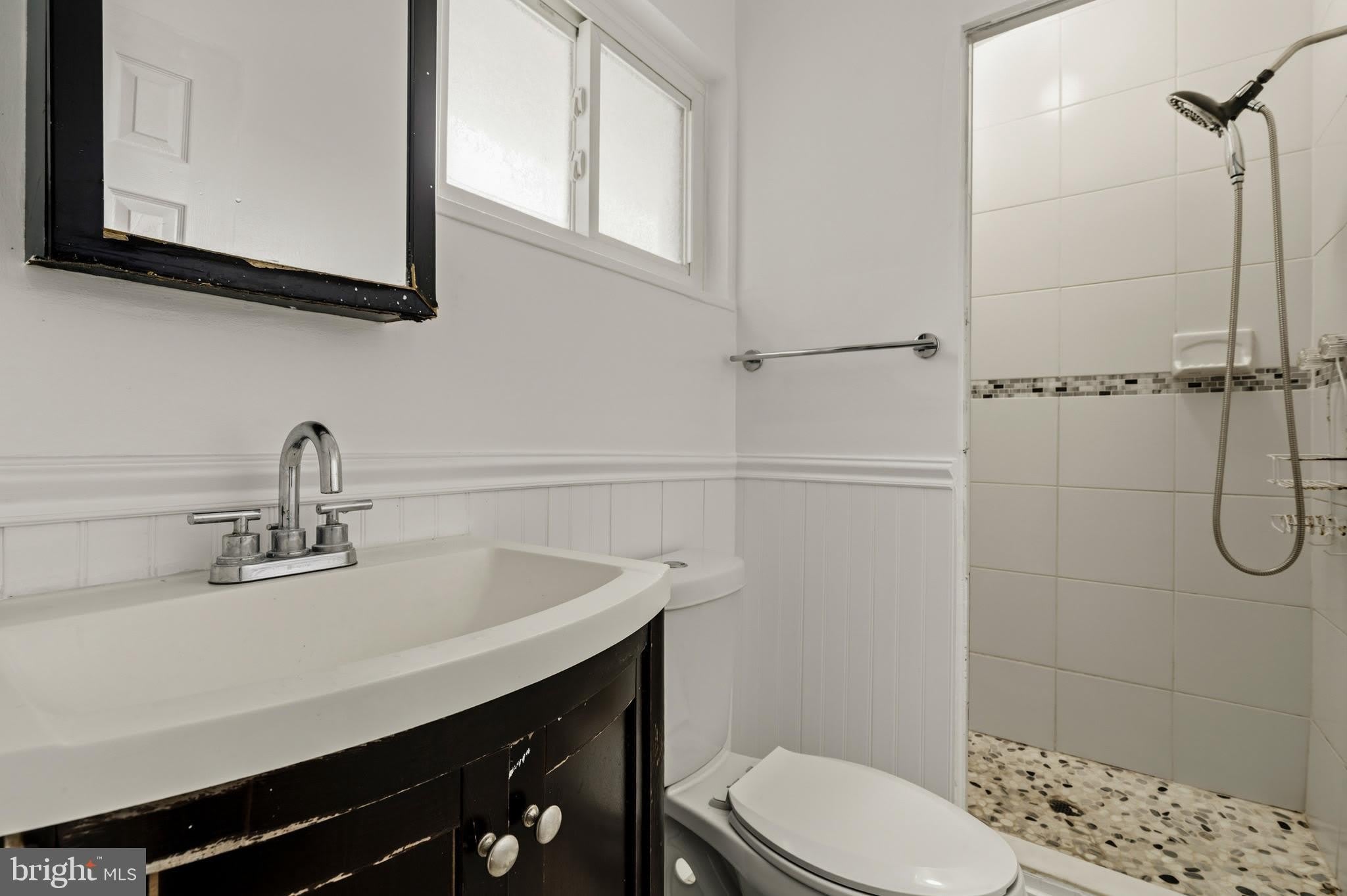 5036 EASTERN Avenue NE – photo 4