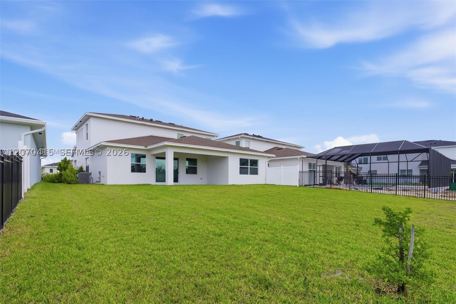 1548 Stockbridge St – photo 4