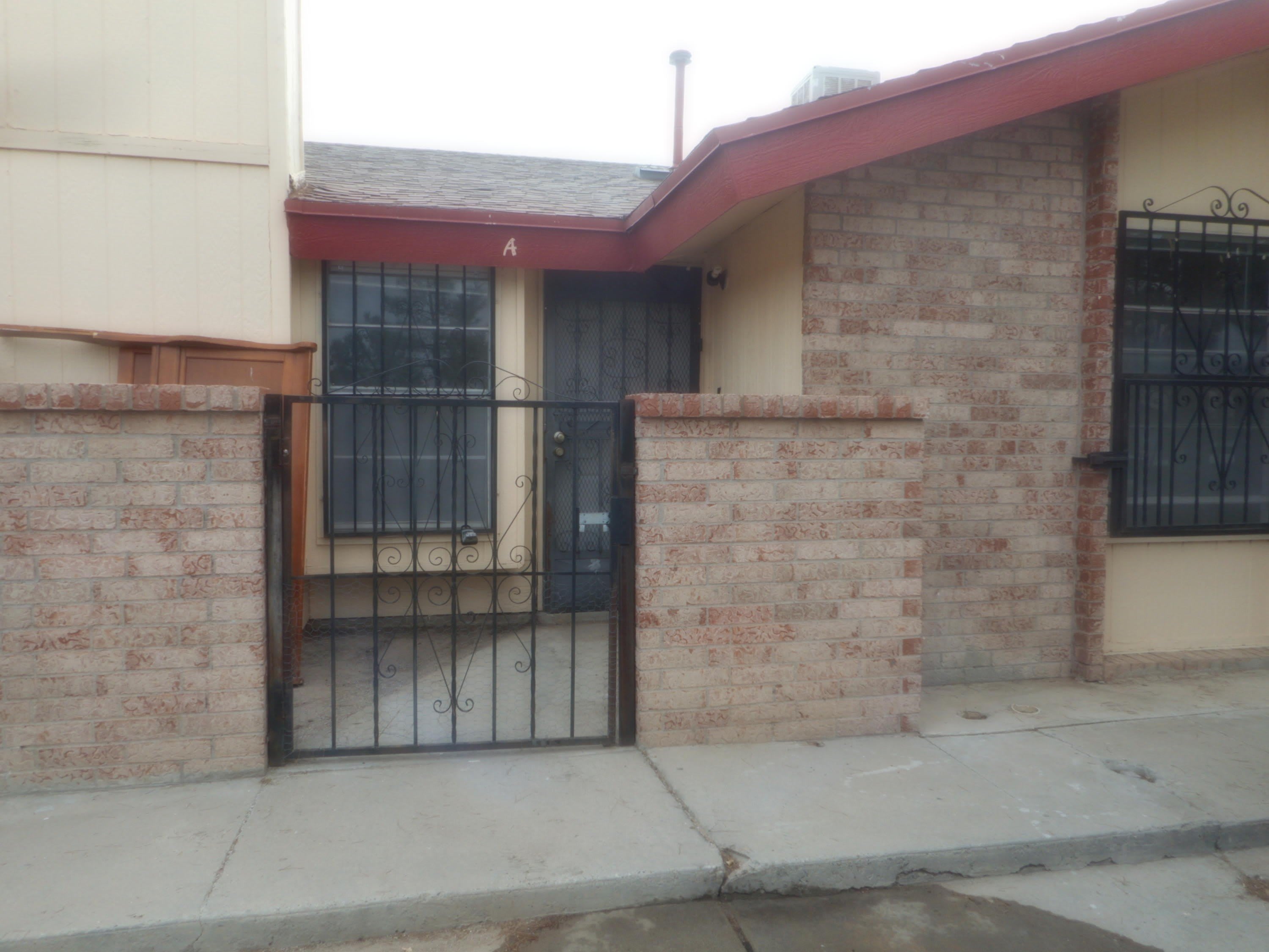 618 White Cliffs Drive – photo 1