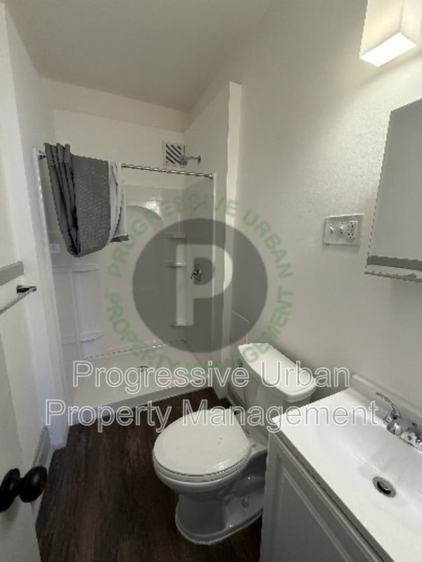 2002 Chesterland Avenue – photo 3
