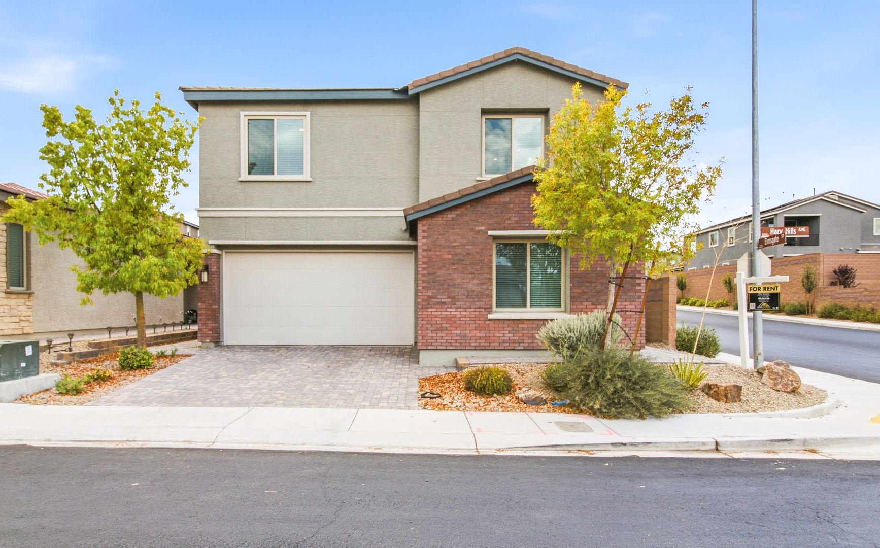 4-Bedroom Two-Story Home with Mountain Views & Resort-Style Amenities – photo 3