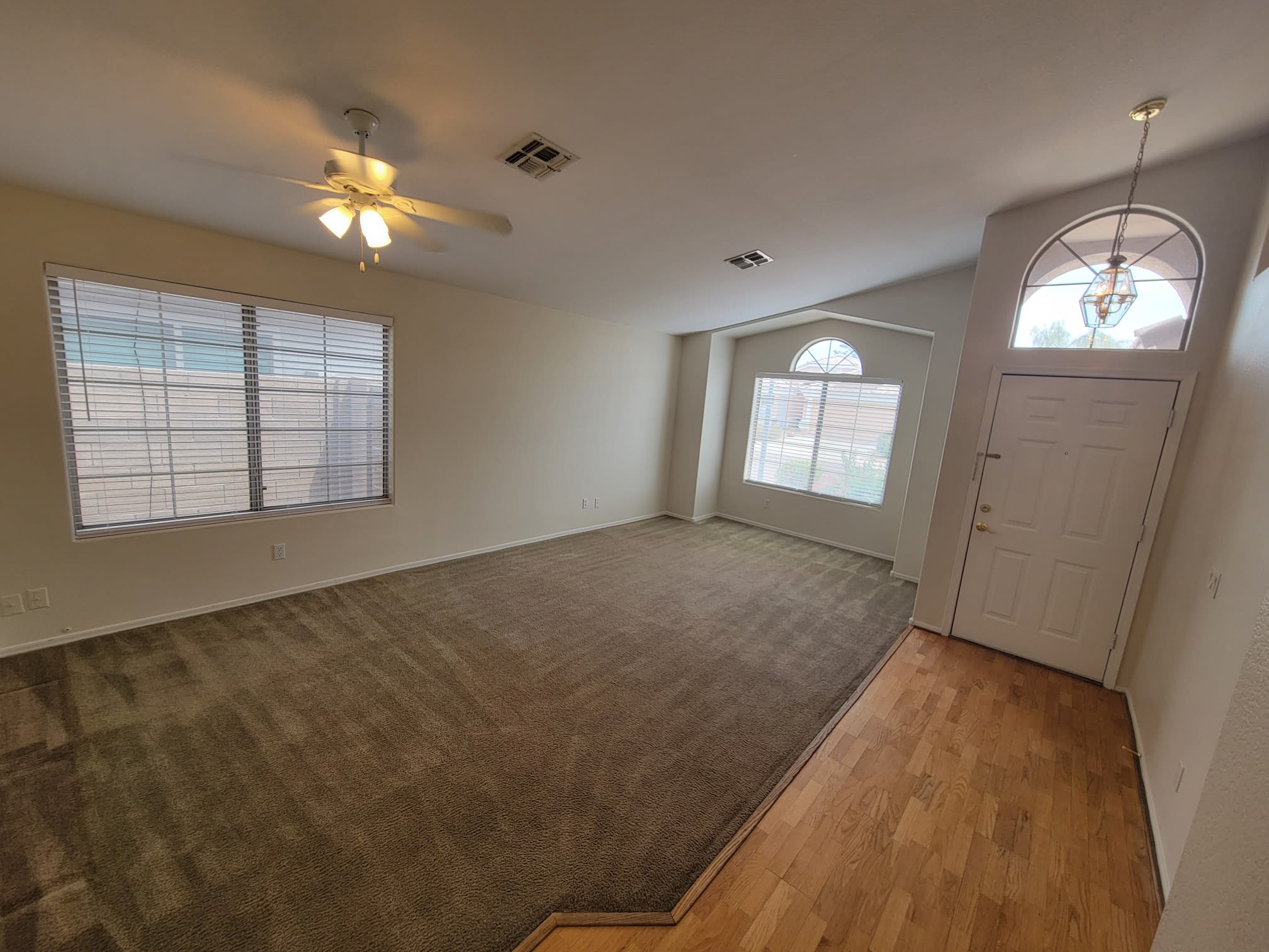 526 West Muriel Drive – photo 3