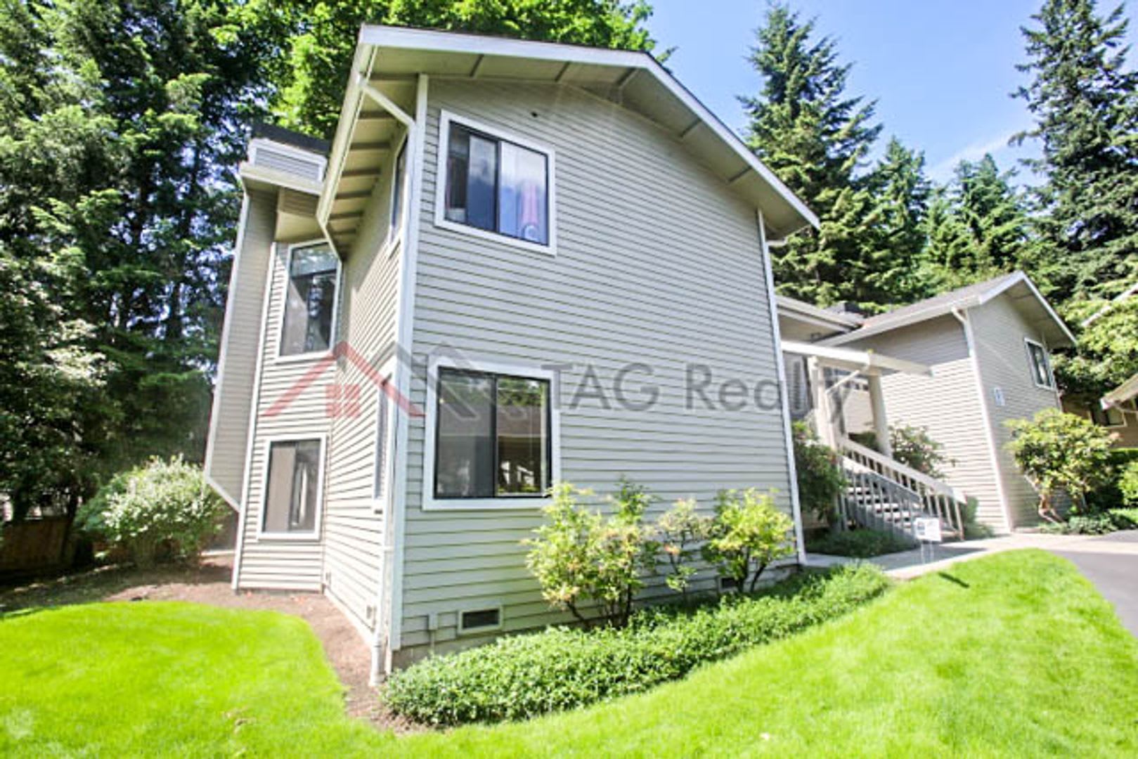 Charming 2 Bed 2 Bath Condo in Redmond – photo 5