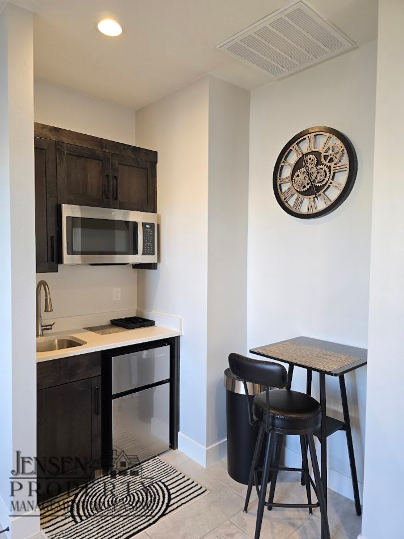 Casita in the Ledges for rent!! – photo 3