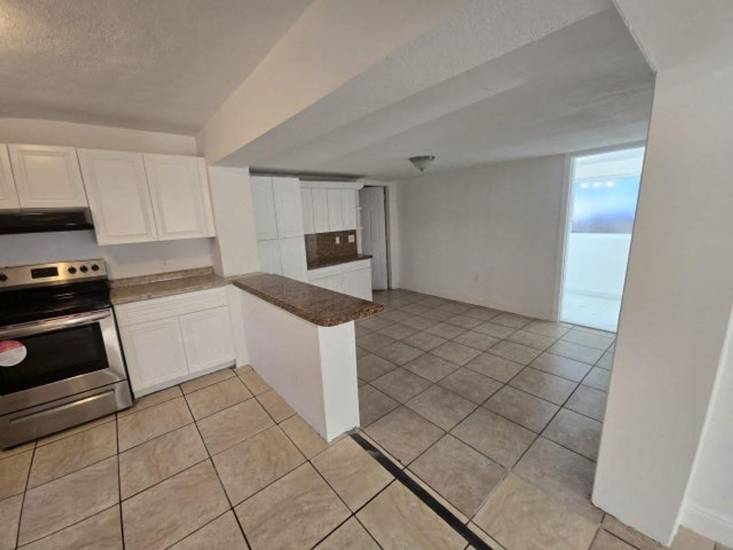5431 NW 30th Avenue, Miami, FL 33142 – photo 2