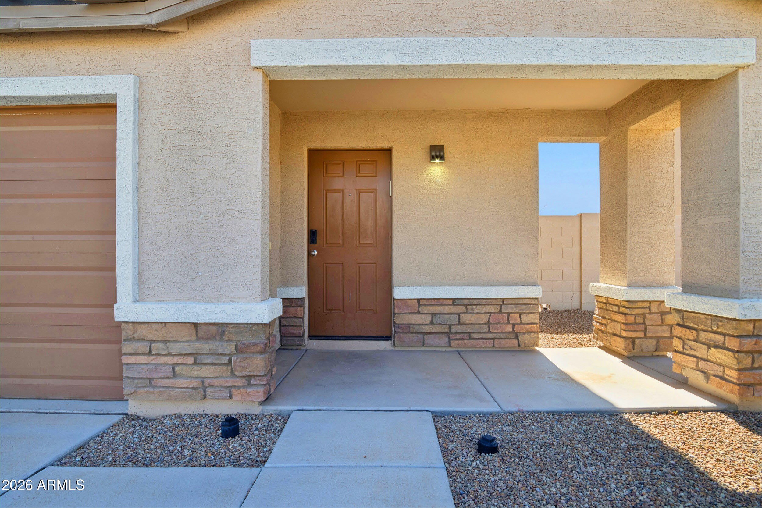 1748 N LOGAN Lane – photo 4