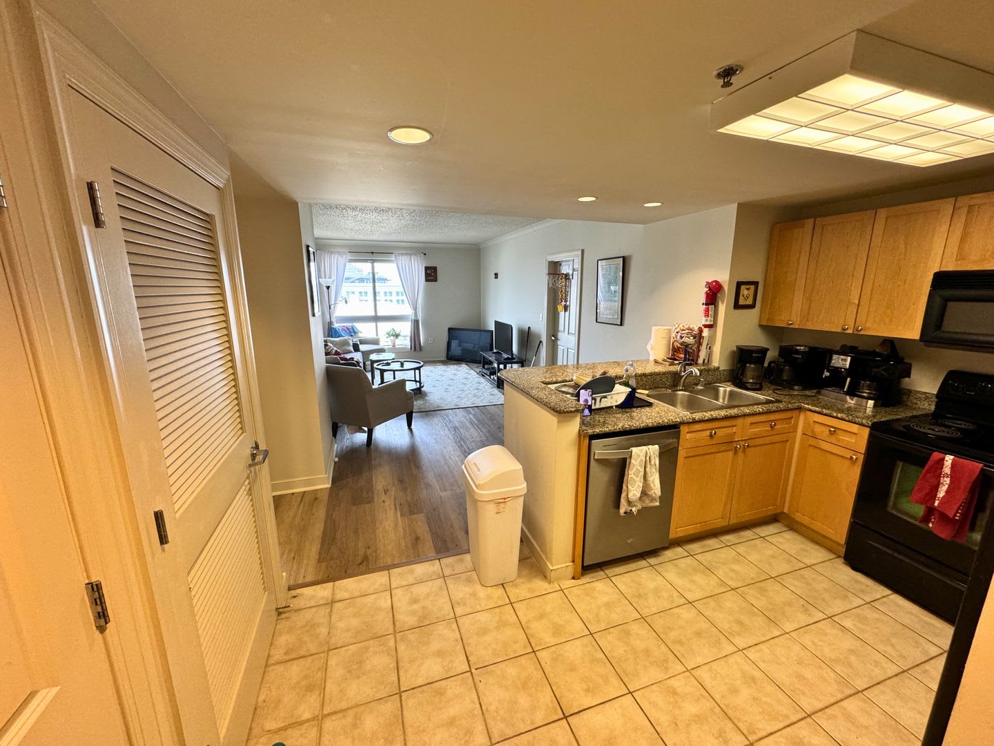 LUXURY 2 BEDROOM 2 BATH GALLERY PLACE CHINATOWN – photo 5