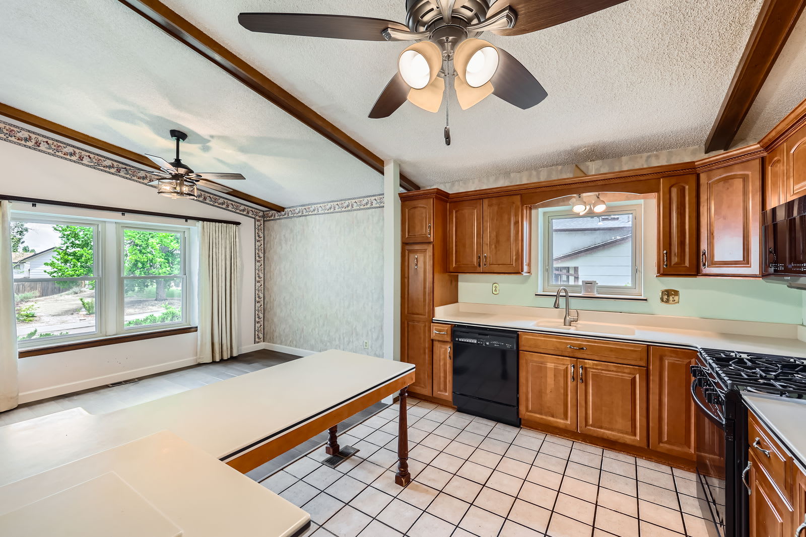 7649 Safari Circle – photo 4