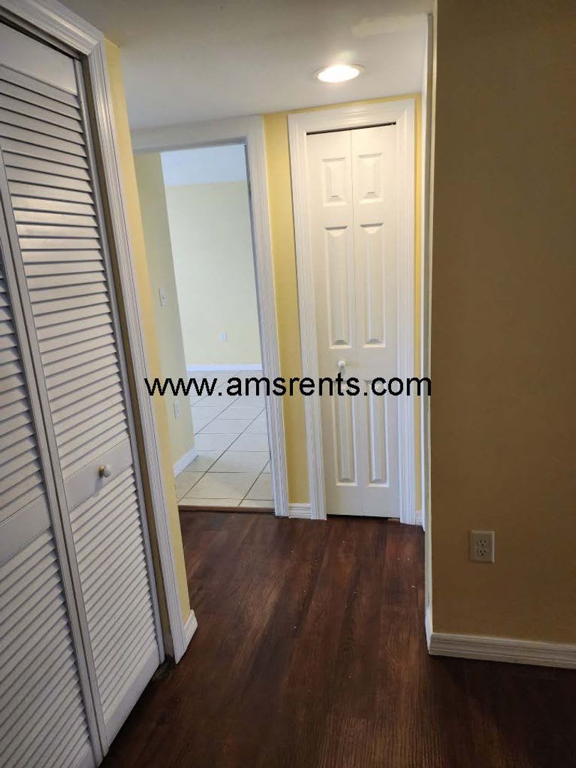 Holden Ave 1406 – photo 5