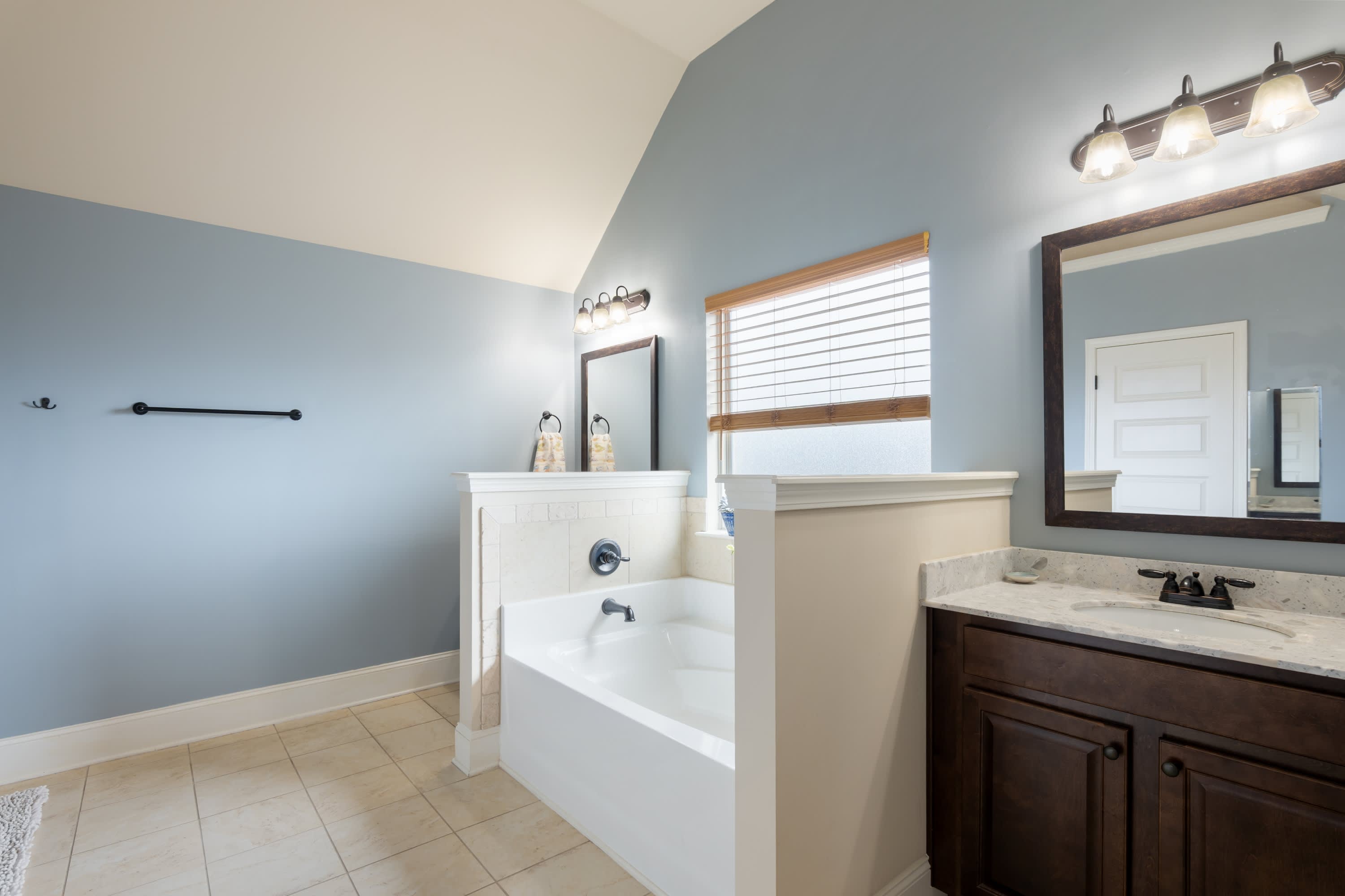 646 Village Market Drive – photo 5