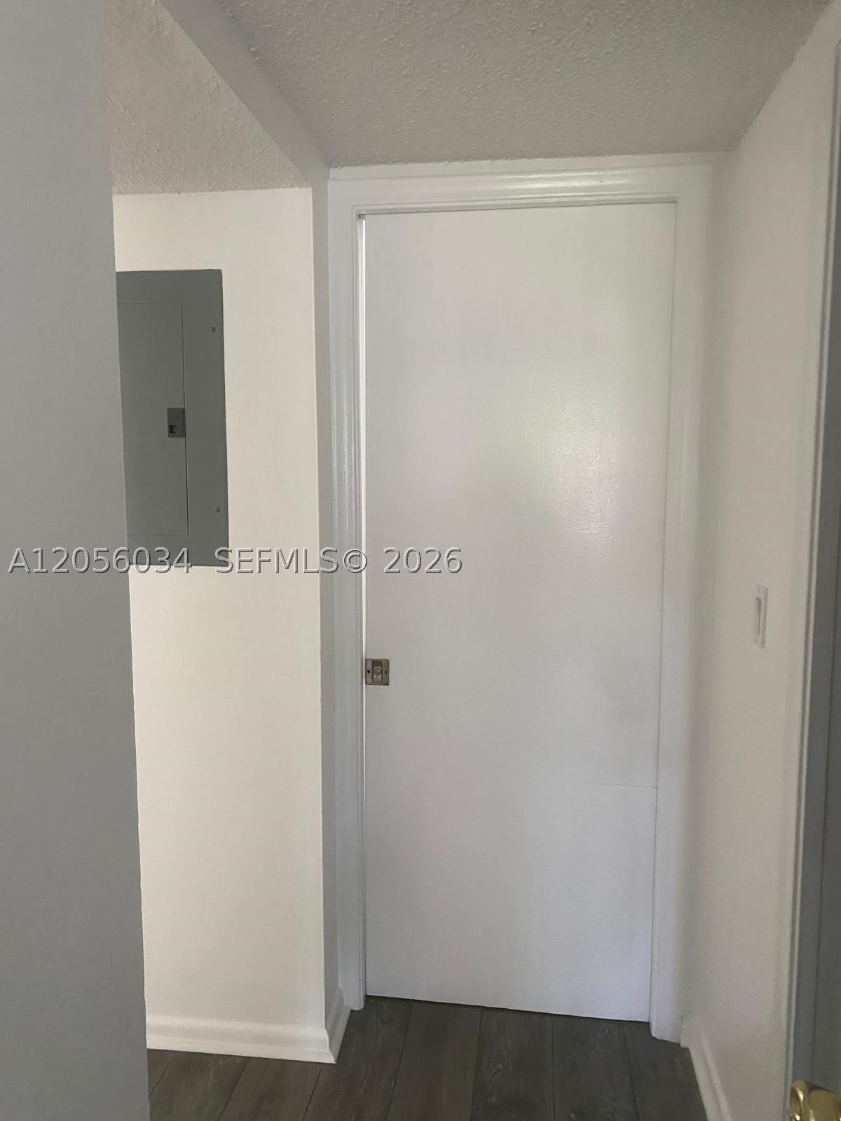 2755 W Atlantic Ave – photo 3