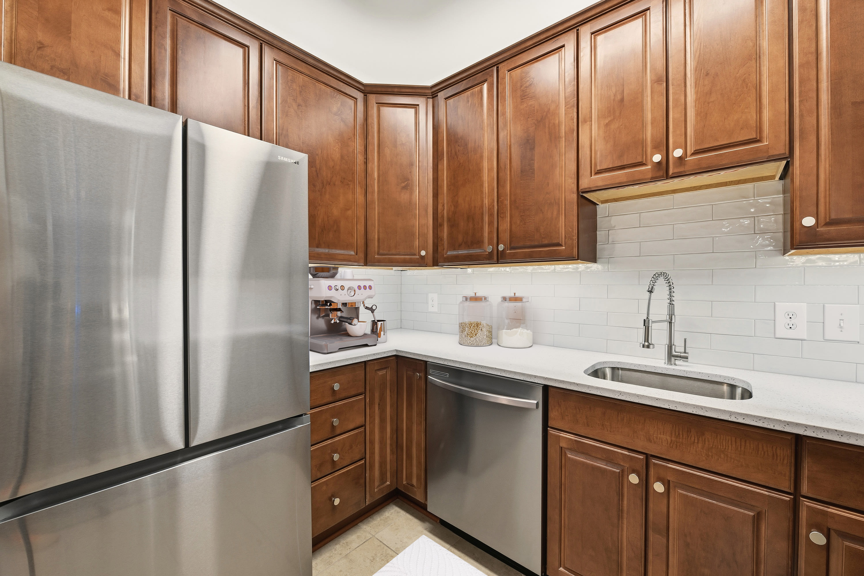 Cortland Alexandria – photo 2
